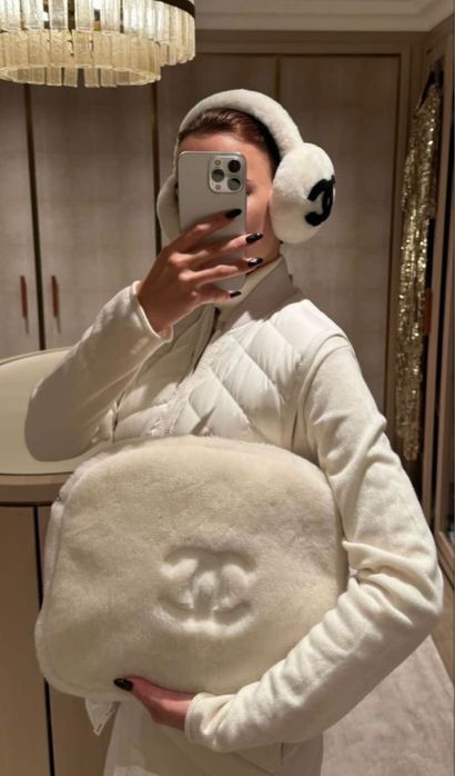 Навушники Chanel наушники Шанель