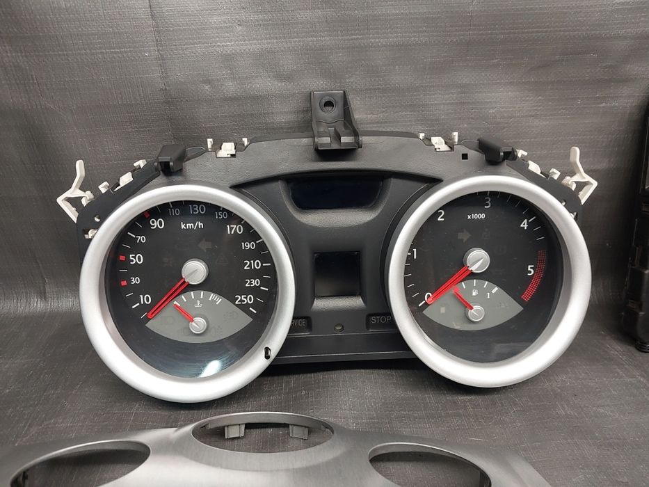 Renault Megane 2 II CC 2004r 1.9 DCI 120KM zestaw startowy