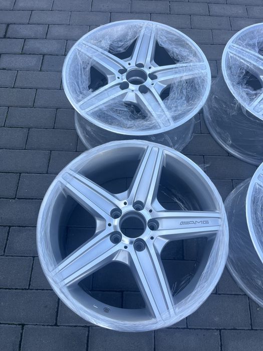 Felgi AMG Mercedes R230 R18
