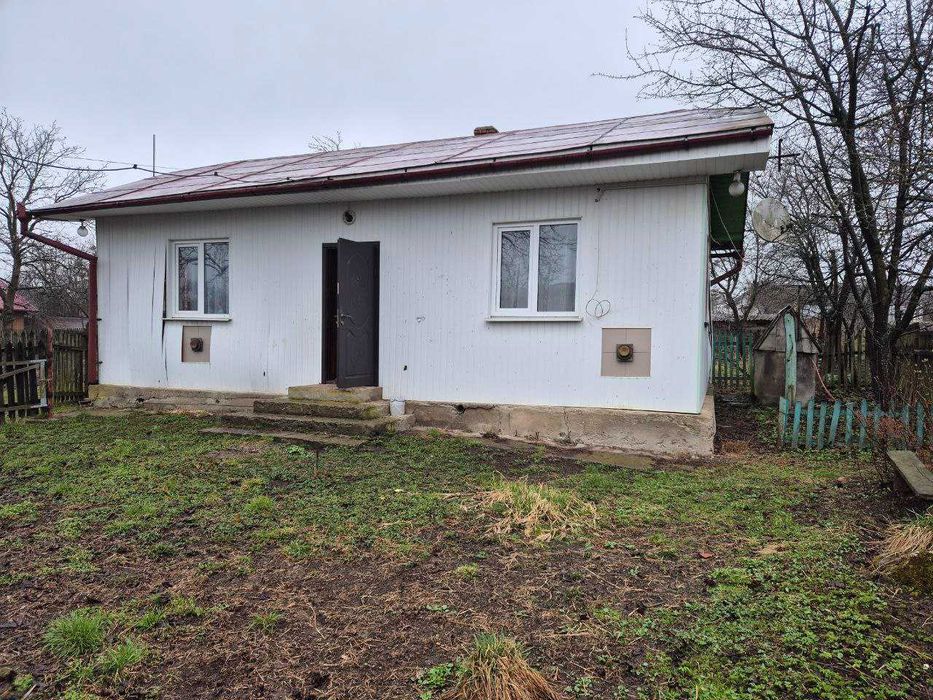 Продаж будинка с. Довпотів