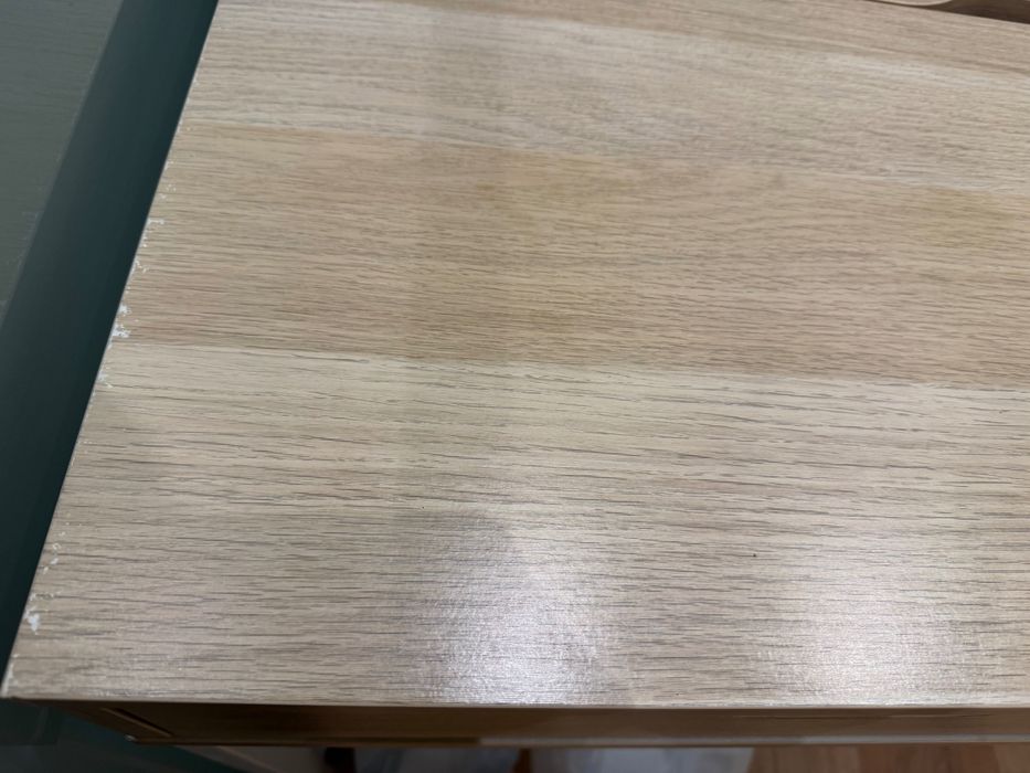 Secretaria ikea em bom estado