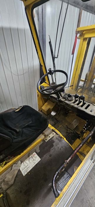 Wózek widłowy toyota 2t