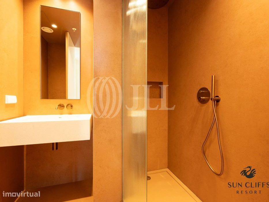 Apartamento T1+1, novo, no Sun Cliffs Resorte, em Lagos, Algarve