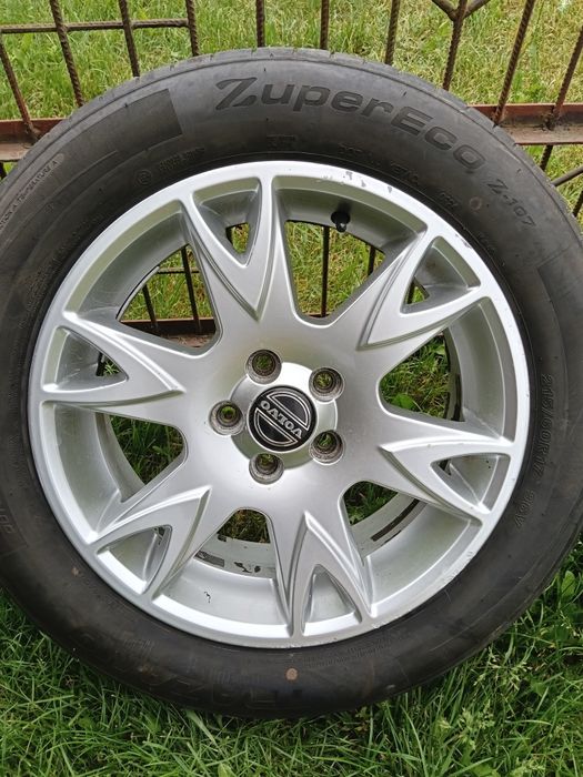 Felgi aluminiowe 17" z oponami