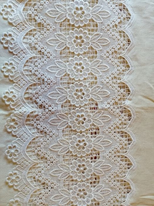 Colcha de linho bege