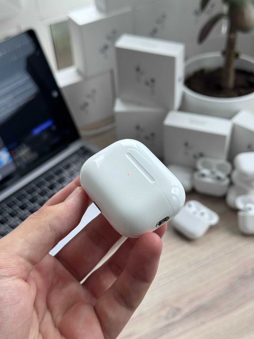 Магазин б/у Кейс AirPods Pro 2 A2968 Type-c A3048 A3047 Оригинал