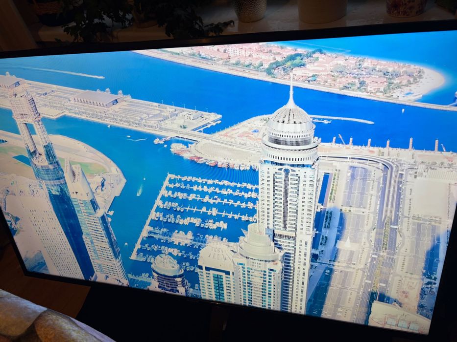 LG 60UM7100PLB —- 60 calowy tv