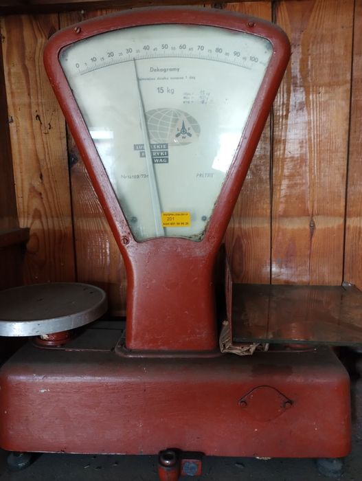 Waga uchylna z czasów PRL-u