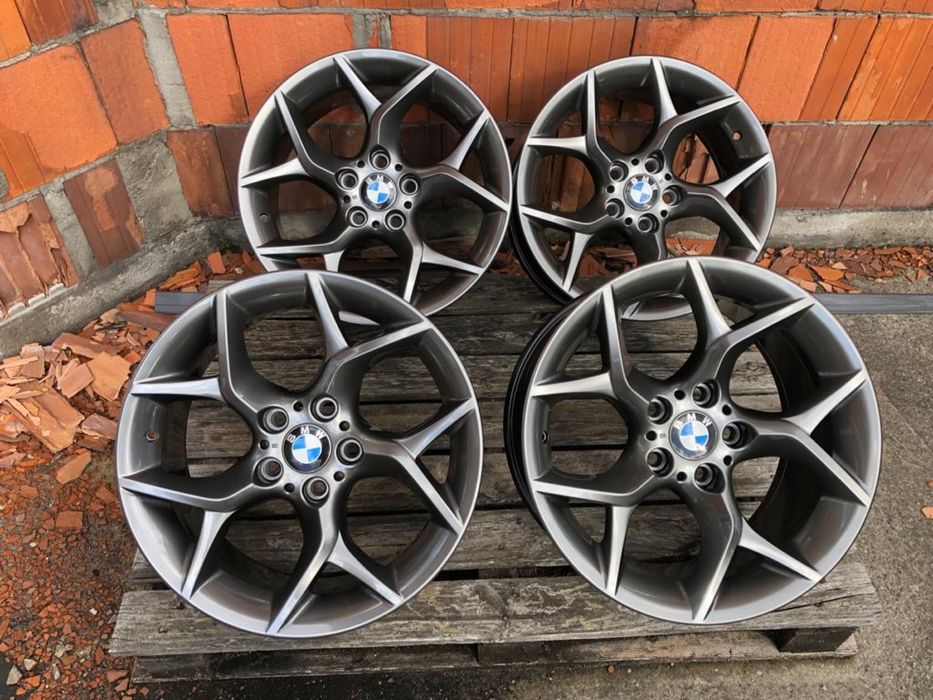 Oryginale felgi aluminiowe 18 cali BMW X1 5x120 322 style