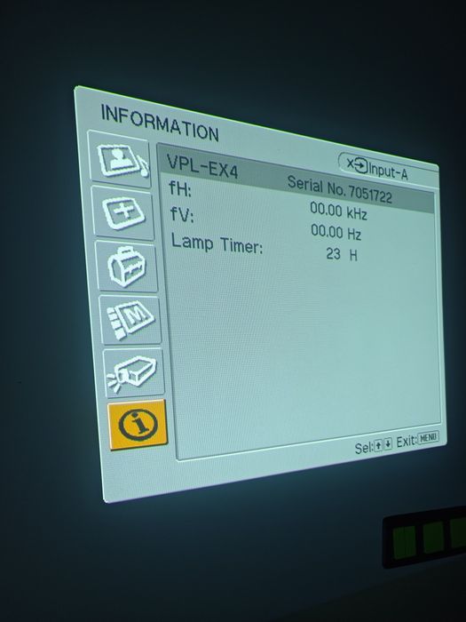Sony VPL-EX4 projektor