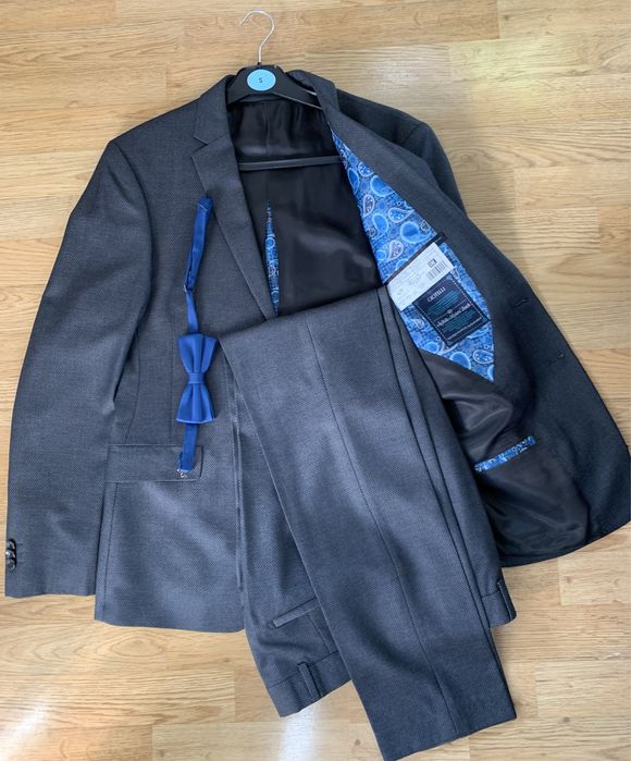 Костюм чоловічий класичний (двійка)