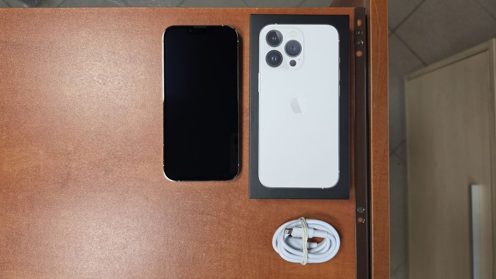 iPhone 13 Pro 128GB biały, stan bdb