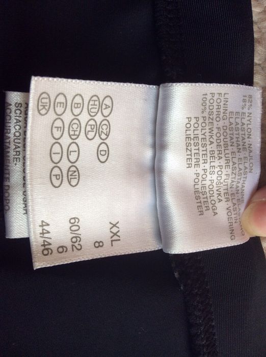 Kąpielówki marki: C&A, basen, L i XXL większe