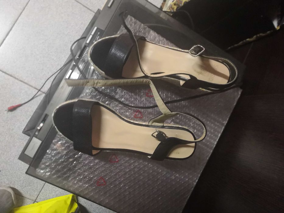Sandalias e botas estado novo