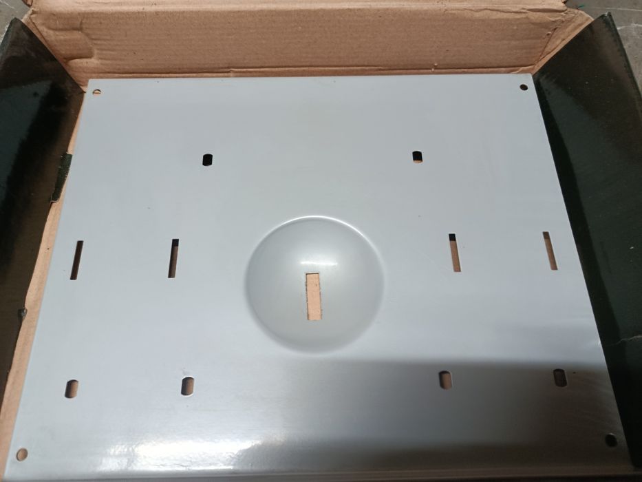 Полка под телевизор