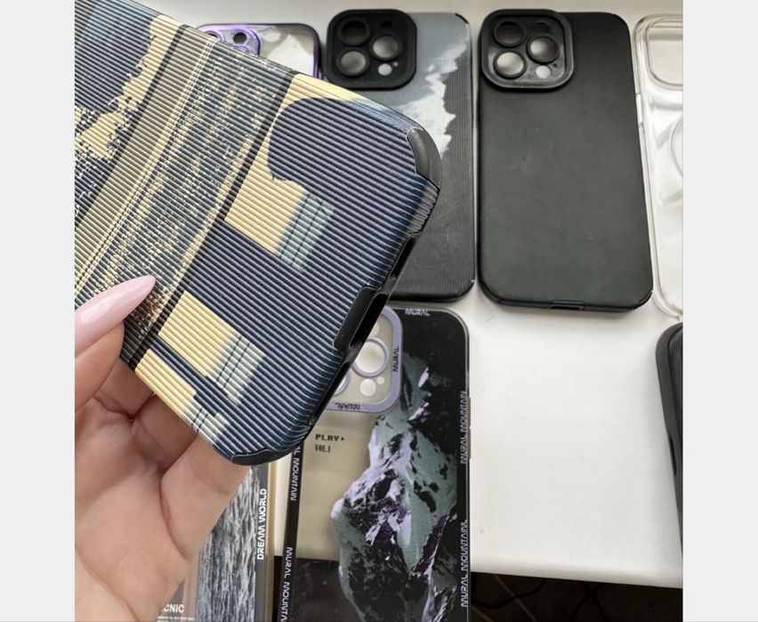 Продам 10 шт. Чохлів для телефону iPhone 14 pro Max, стан ідеальний.