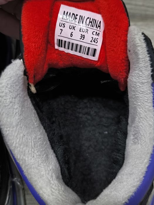 Шкіряні красовки на хутрі 39р