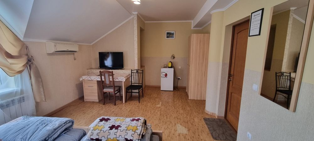 VILLA VERA Садиба біля   басейнів Спорткомплекс Закарпаття  і Жайворонок