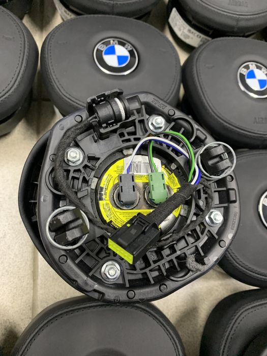 Подушка airbag М руля BMW G20 G22 G26 G30 G05 G06 G07 G11 G12 G01 G02