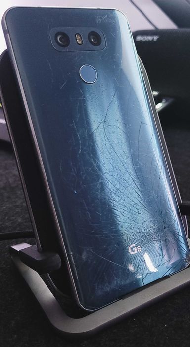 Smartfon LG G6 32GB (LG-H870), komplet