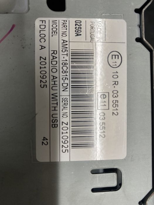 Radio ford fiesta AM5T