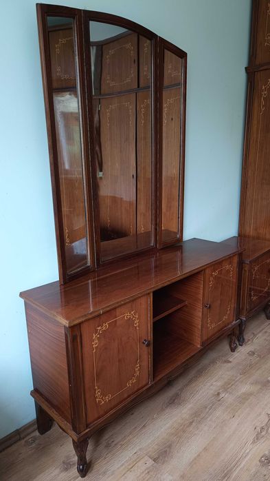 Sprzedam stare meble.