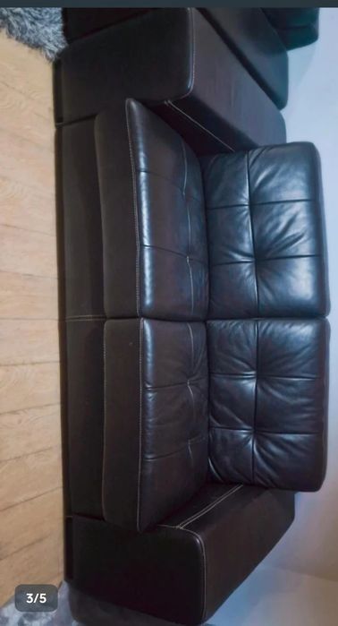 Sofas em pele como novos