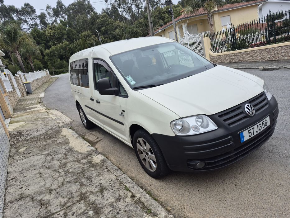 Vollswagen Caddy 7 lugares