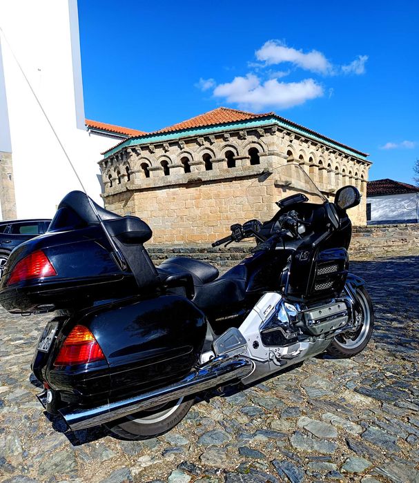 Honda goldwing 1800 ano 2004 km 86mil