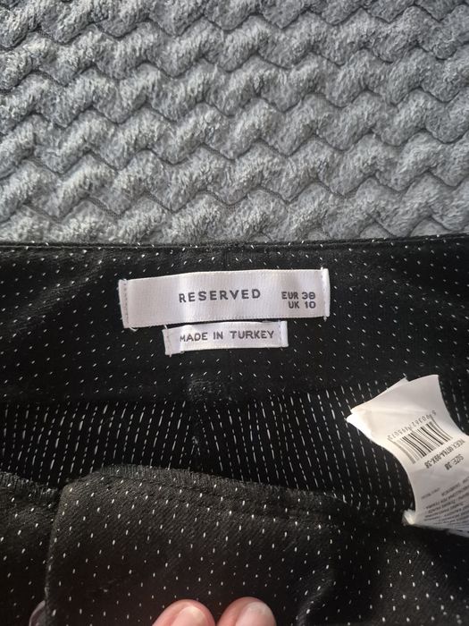 Spodnie chino Reserved 38