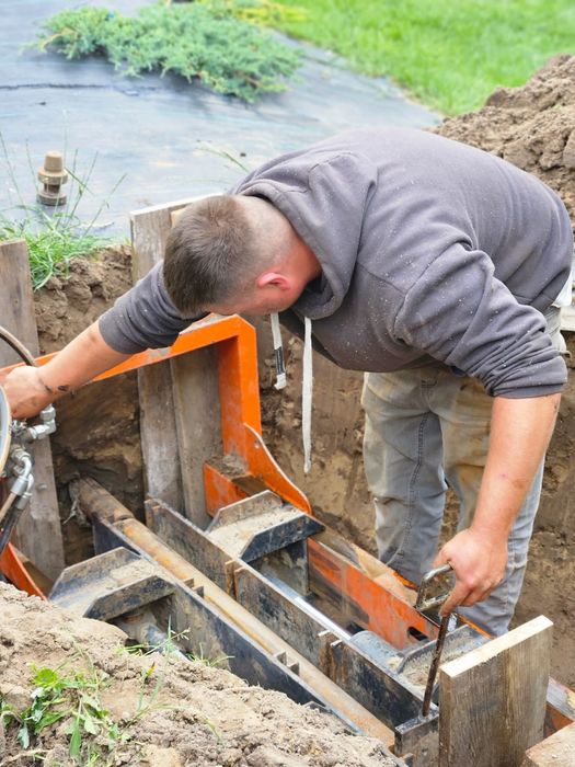 Przecisk hydrauliczny