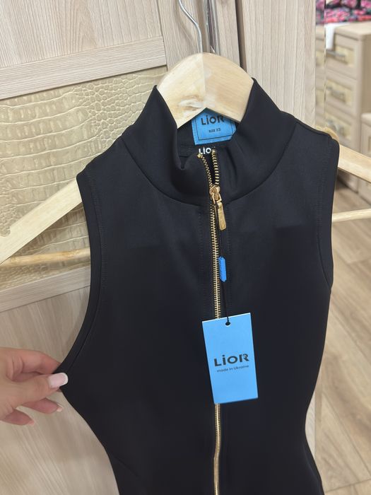 Нова сукня lior