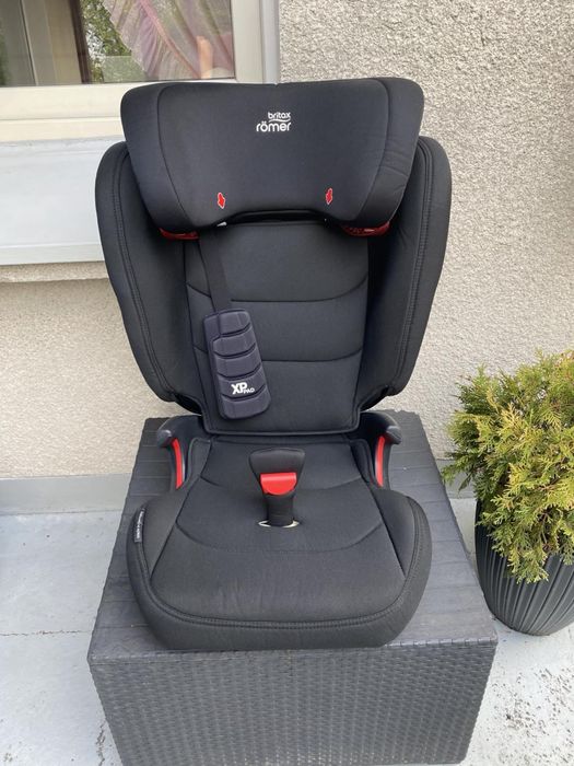 Fotelik samochodowy z ISOFIX Britax Römer (XP-PAD)