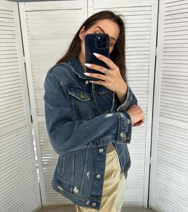 Джинсова куртка stradivarius