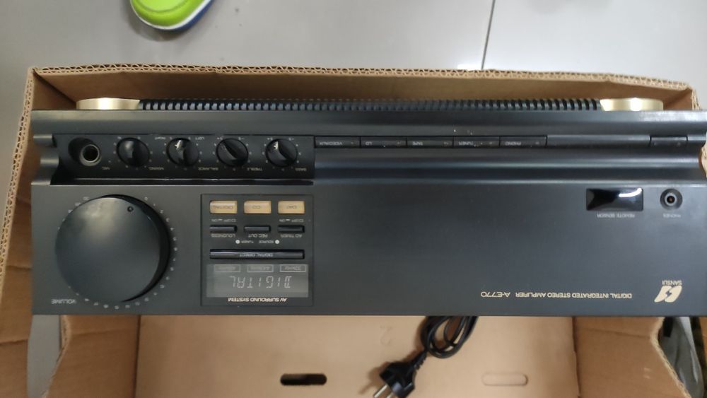 Digital Amplifer Sansui  AE 770