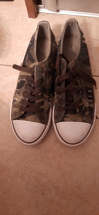 Trampki moro 39 rozmiar