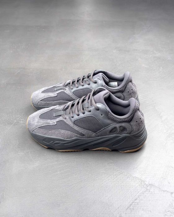 Кросівки Yeezy Boost 700 Utility Black