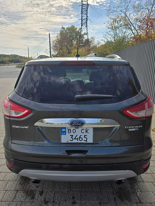 Продам Ford Escape Titanium 2.0 EcoBoost (2015)