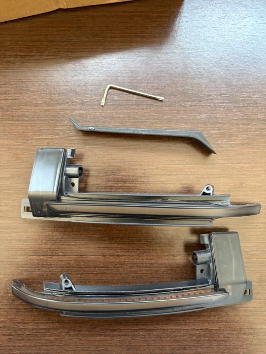 Piscas Led para retrovisor B8