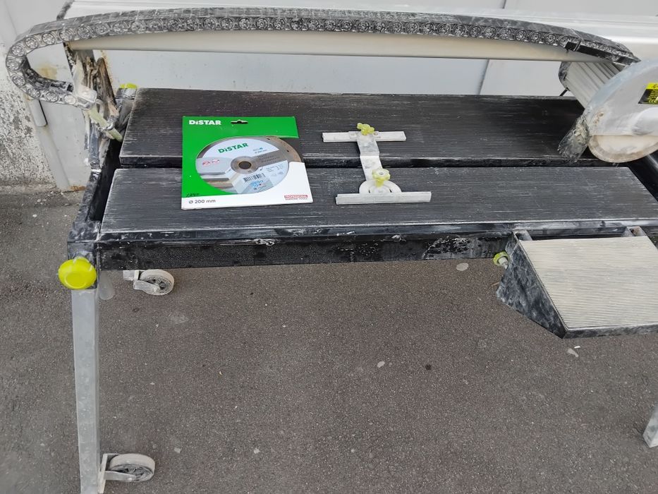 Електричний плиткоріз Titan PP200-920