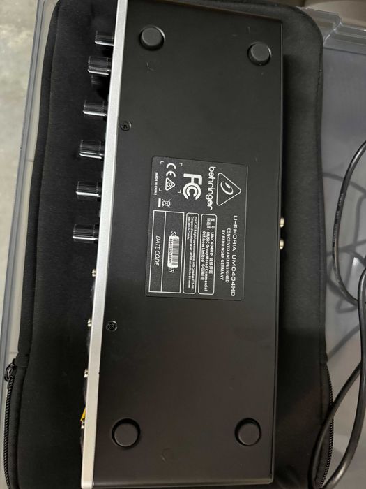 Interface Som Behringer Uphoria UMC404hd