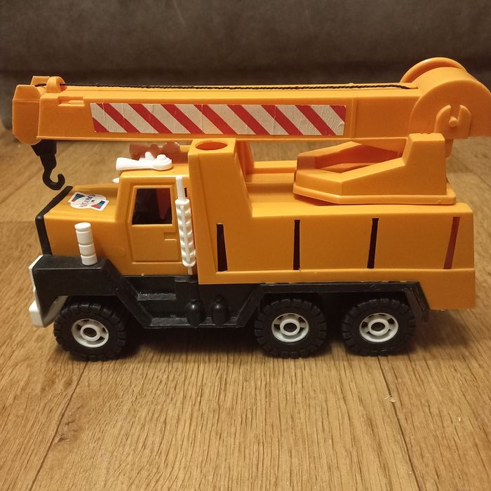 Іграшка машинка-кран