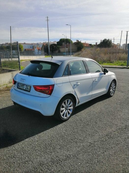 Audi A1 1.6 Tdi S-tronic