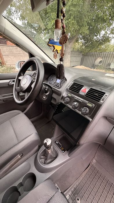 Volkswagen Touran 1.6 FSI