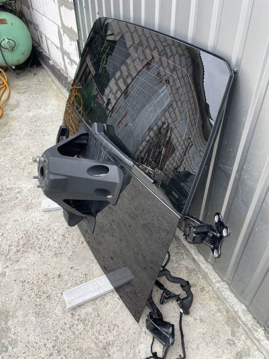 Крышка багажника в сборе Land Rover Defender L663