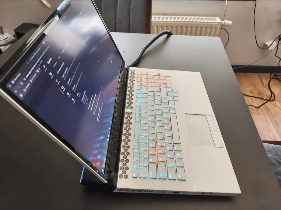 DELL Alienware Area -51m R2