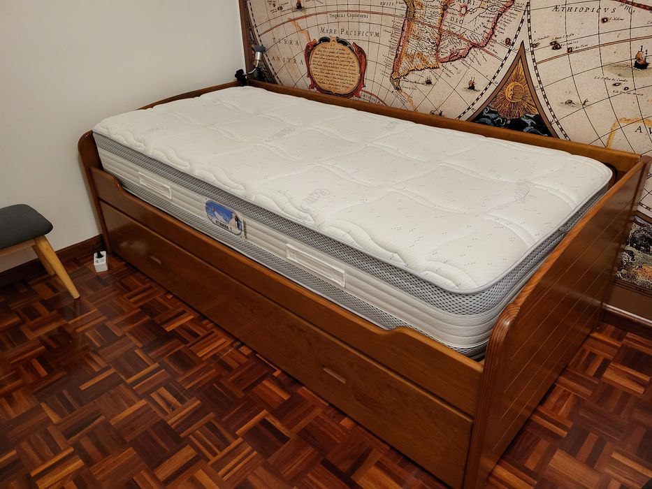 Cama solteiro + colchão