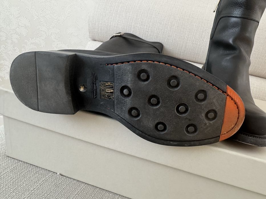 Продам жіночі чоботи Santoni