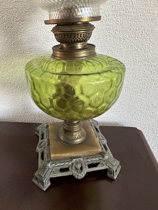 Conjunto de candeeiros antigos