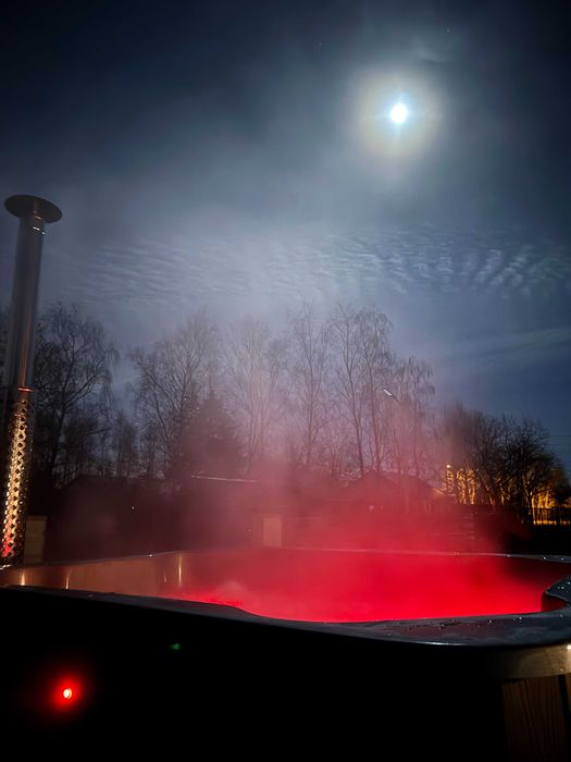 Wynajem mobilna Bania Balia Jacuzzi Sauna z dostawą - zabawa, prezent
